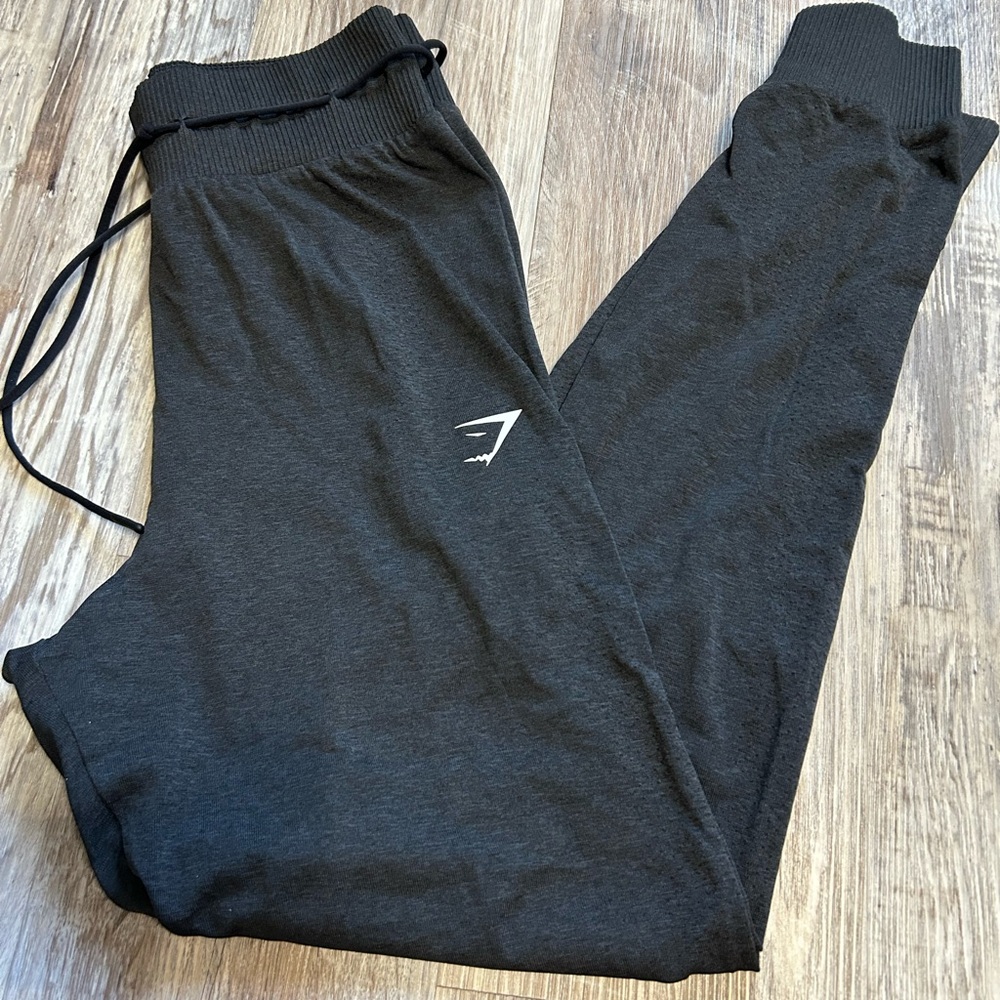 Women’s dark grey Gymshark joggers size XS
